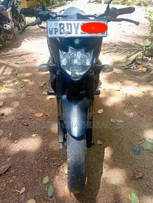 Yamaha FZs V2 2017
