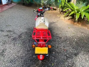 Honda MD 90 2000