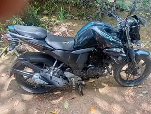 Yamaha FZs V2 2017