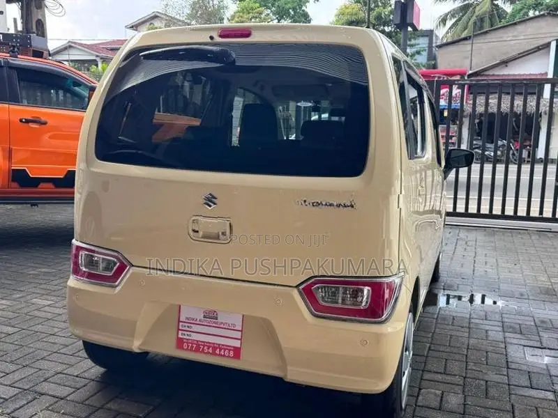 Suzuki Wagon R FX Full Petrol 2025