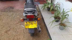 Bajaj CT100 2006