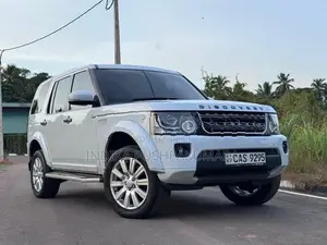 Land Rover Discovery 4S 2016
