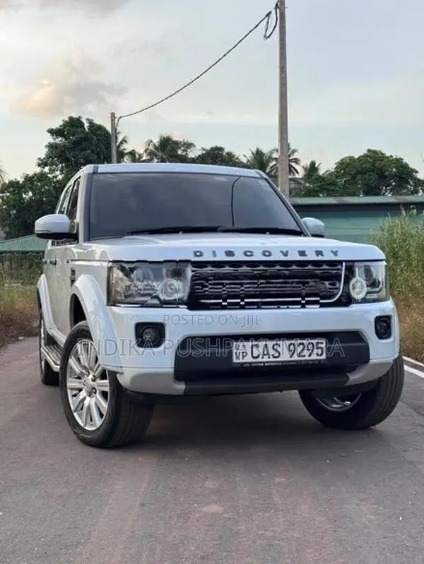 Land Rover Discovery 4S 2016