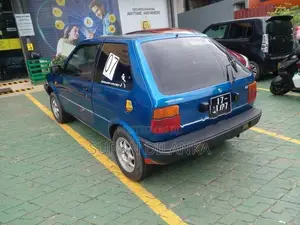 Nissan March 1989