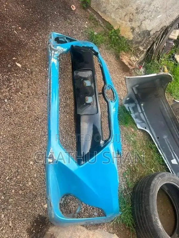 Toyota Aqua Buffer