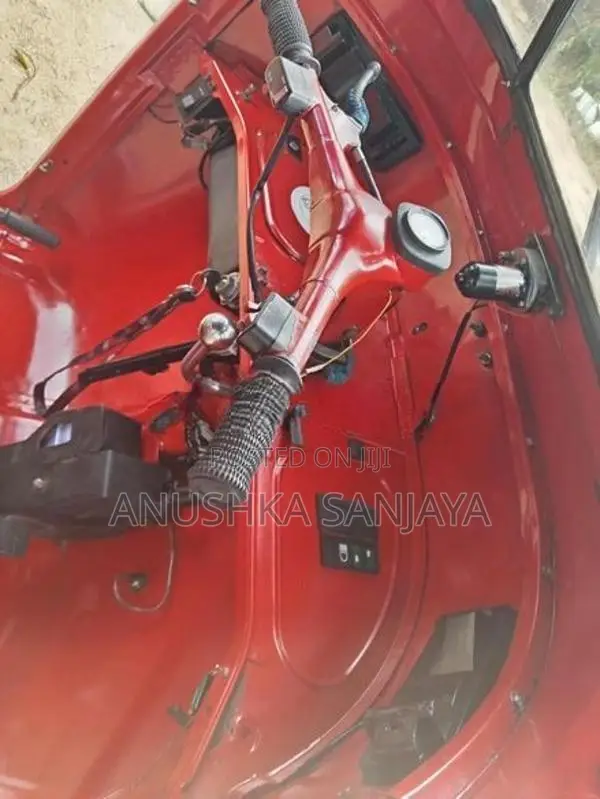 Bajaj RE 2006