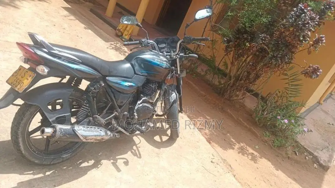 Bajaj Discover 135 2010