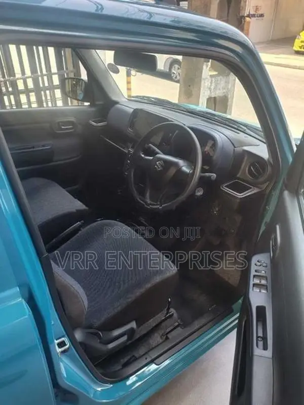 Suzuki Alto 2023