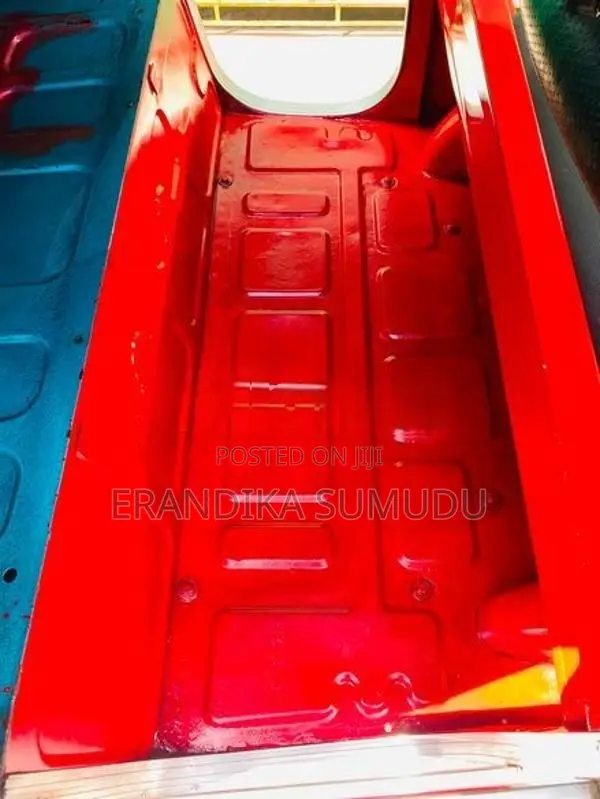 Bajaj RE Three Wheeler 2010