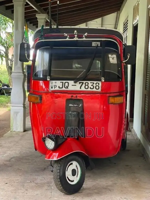 Bajaj RE Three Wheeler 2004