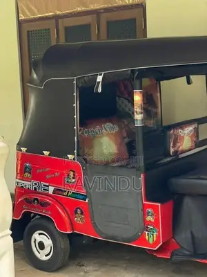 Bajaj RE Three Wheeler 2004
