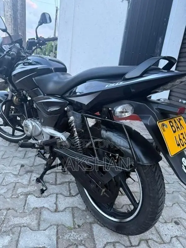 Bajaj Pulsar 150 2013