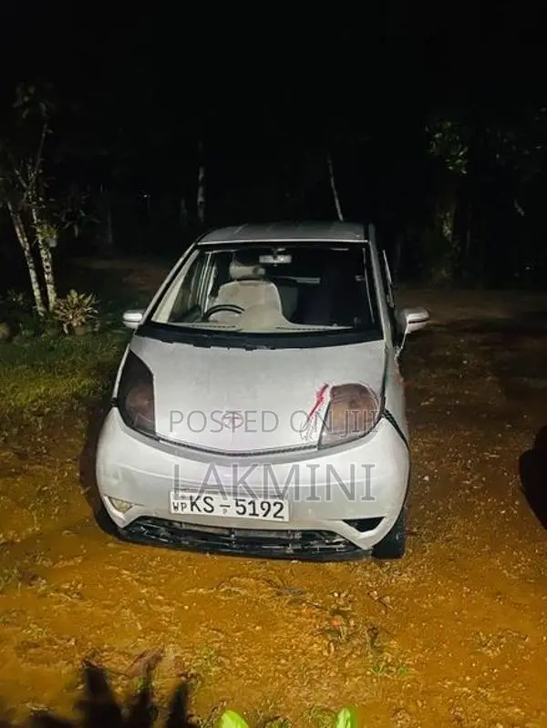 Tata Nano LX 2012