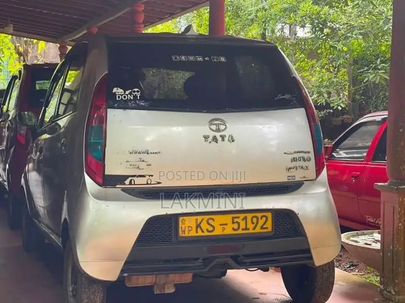 Tata Nano LX 2012