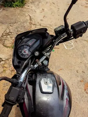 Bajaj Discover 125 M 2015
