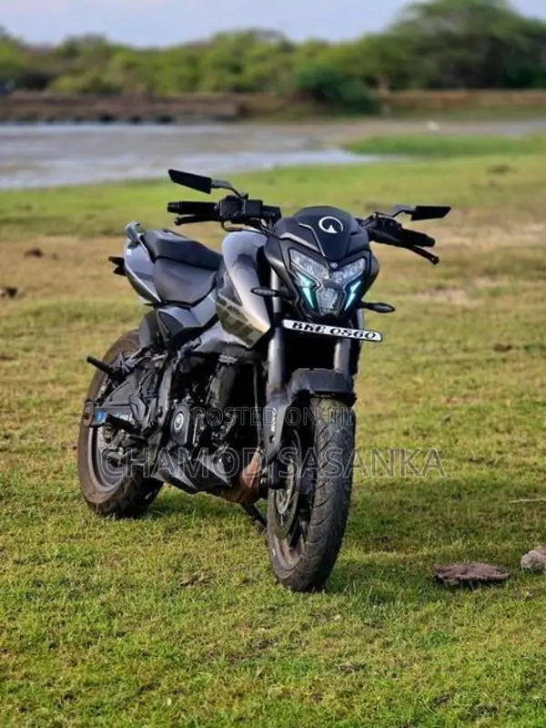 Bajaj Pulsar NS200 2025