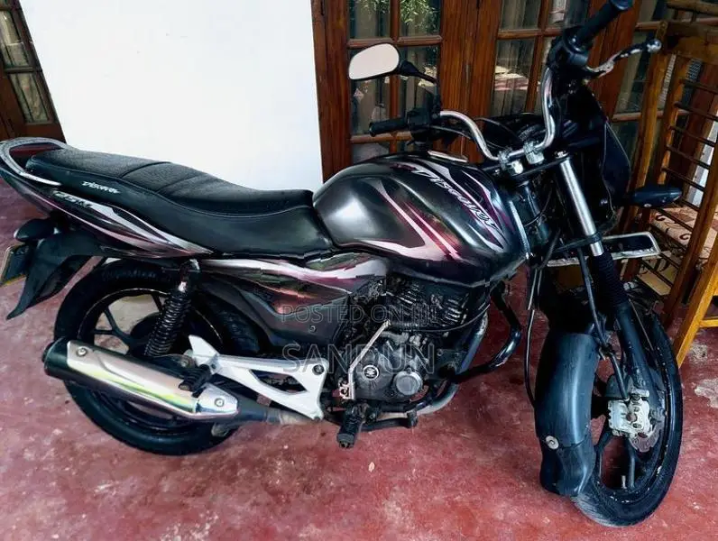 Bajaj Discover 125 M 2015