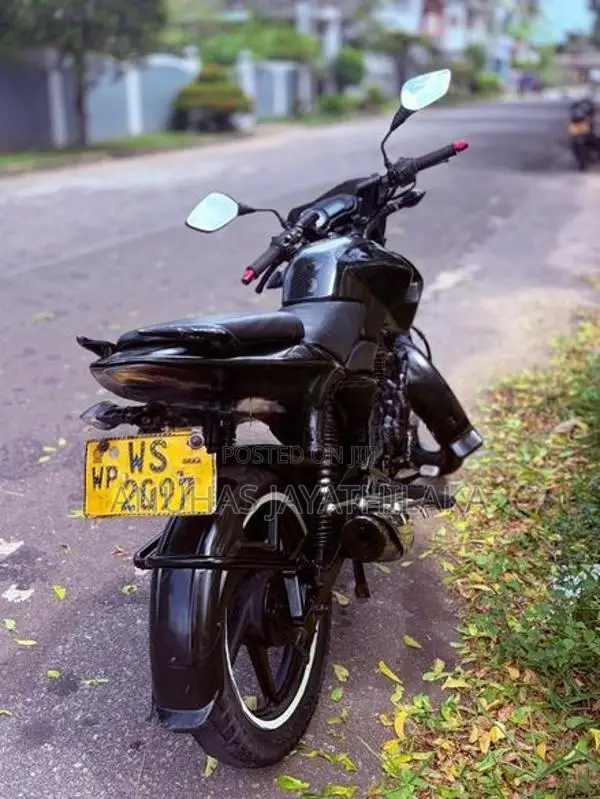 Bajaj Pulsar 135 LS 2011