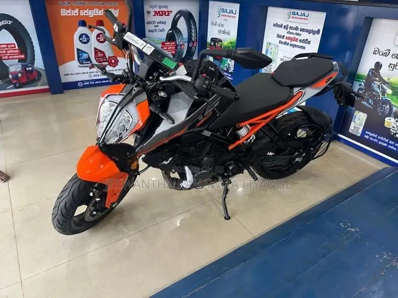 KTM Duke 160 2026