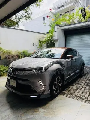 Toyota CHR NGX50 Bruno 2019