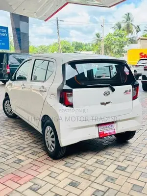 Daihatsu Mira L grade 2024
