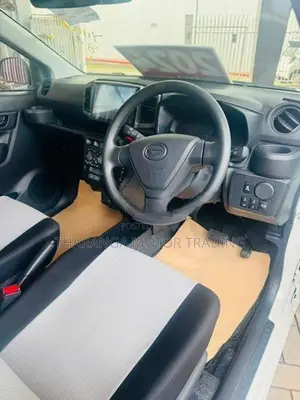 Daihatsu Mira L grade 2024