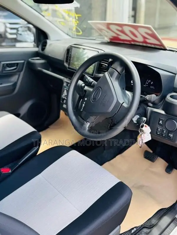Daihatsu Mira L grade 2024