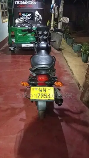 Bajaj Platina 125 2011