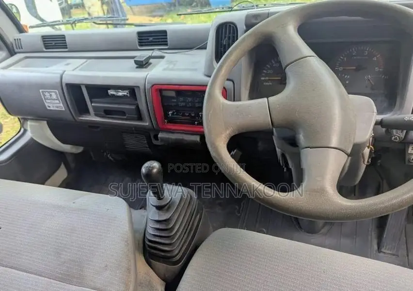 Nissan Atlas Cabin 24V