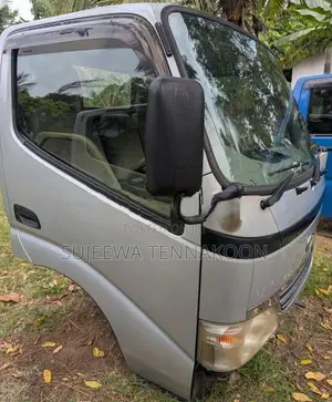 Toyota Dyna 12V Cabin