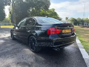 BMW 320i E90 2011