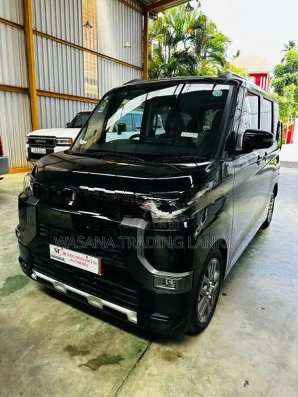 Mitsubishi Delica T Premium highest 2024