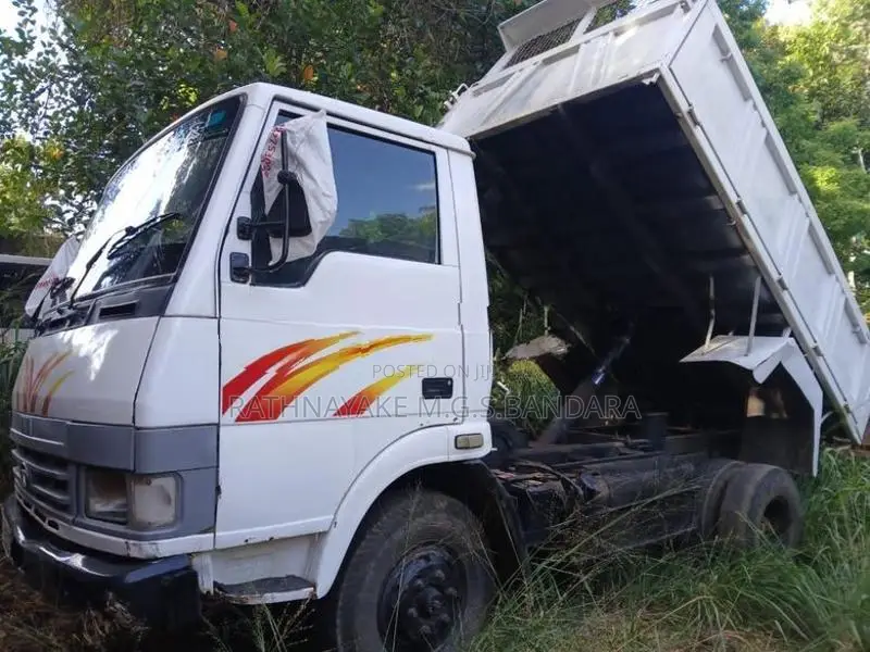 Tata Tipper 2011
