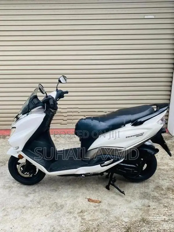 Suzuki Avenis 125 Avnis 2021