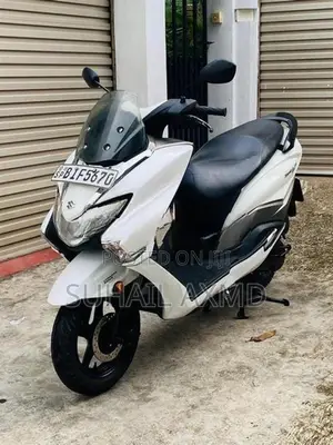 Suzuki Avenis 125 Avnis 2021