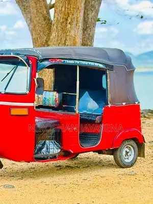 Bajaj RE Three Wheel 2000