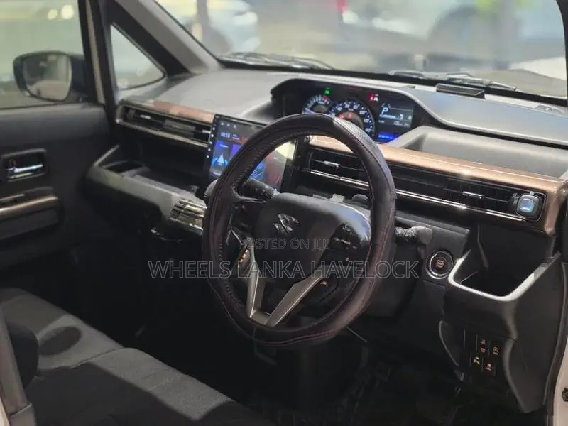 Suzuki Wagon R ZX Custom Z 2025