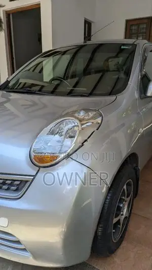 Nissan March 2008