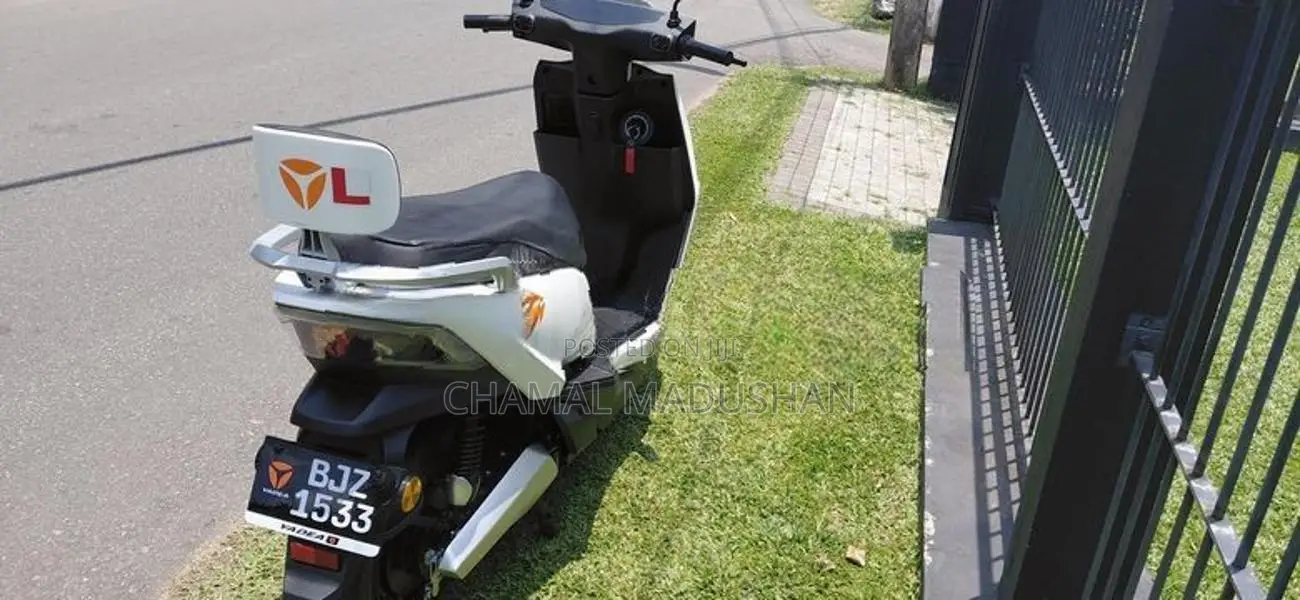 Yadea T5 2025