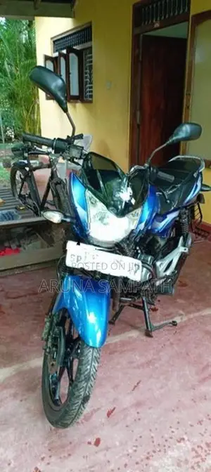 Bajaj Discover 125 2015