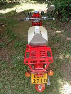 Honda MD MD90 Red 1996