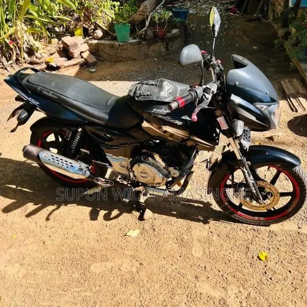 Bajaj Pulsar 150 2016