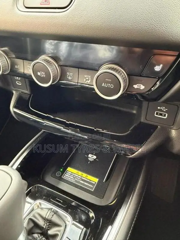 Honda Vezel Z Premium 10 SPEAKRS 2026