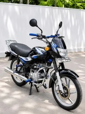 Bajaj CT100 2010