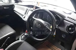 Toyota Axio 2017