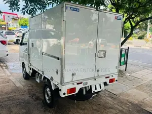 Suzuki Freezer 2023