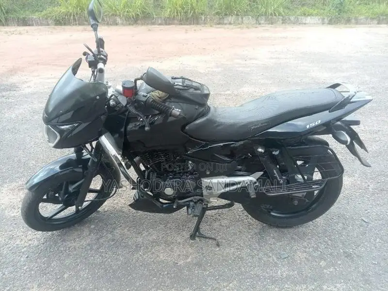 Bajaj Pulsar 150 2011