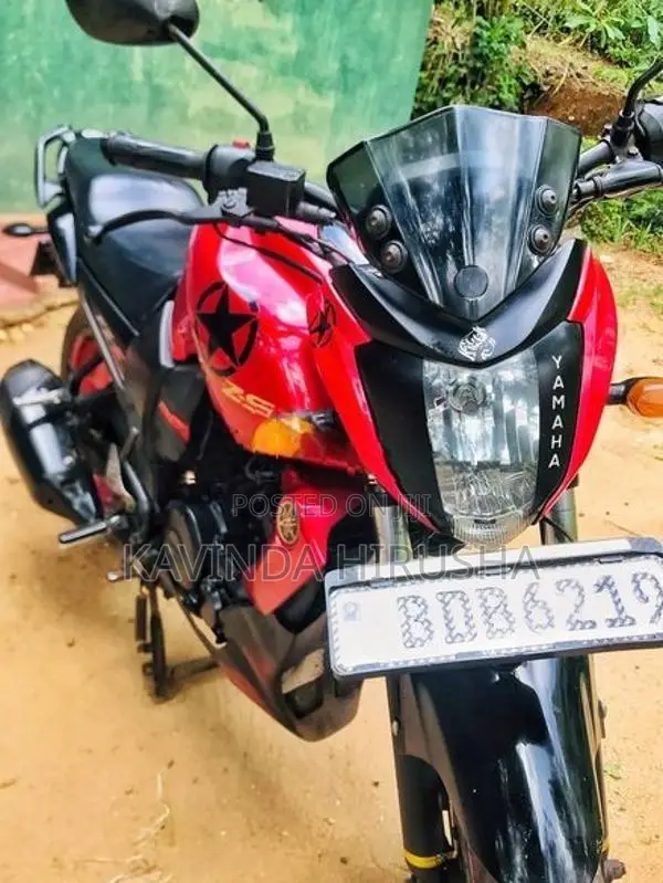 Yamaha FZS V1 2015
