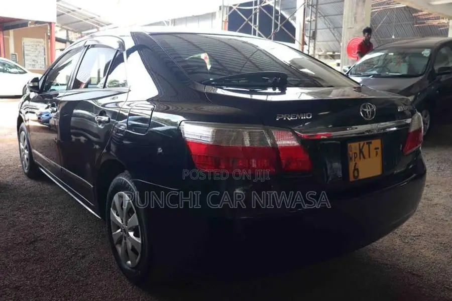 Toyota Premio 2010