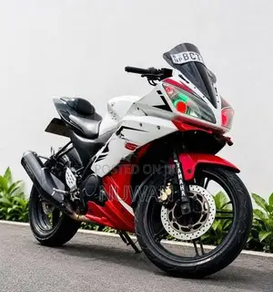 Yamaha YZF R15 2016